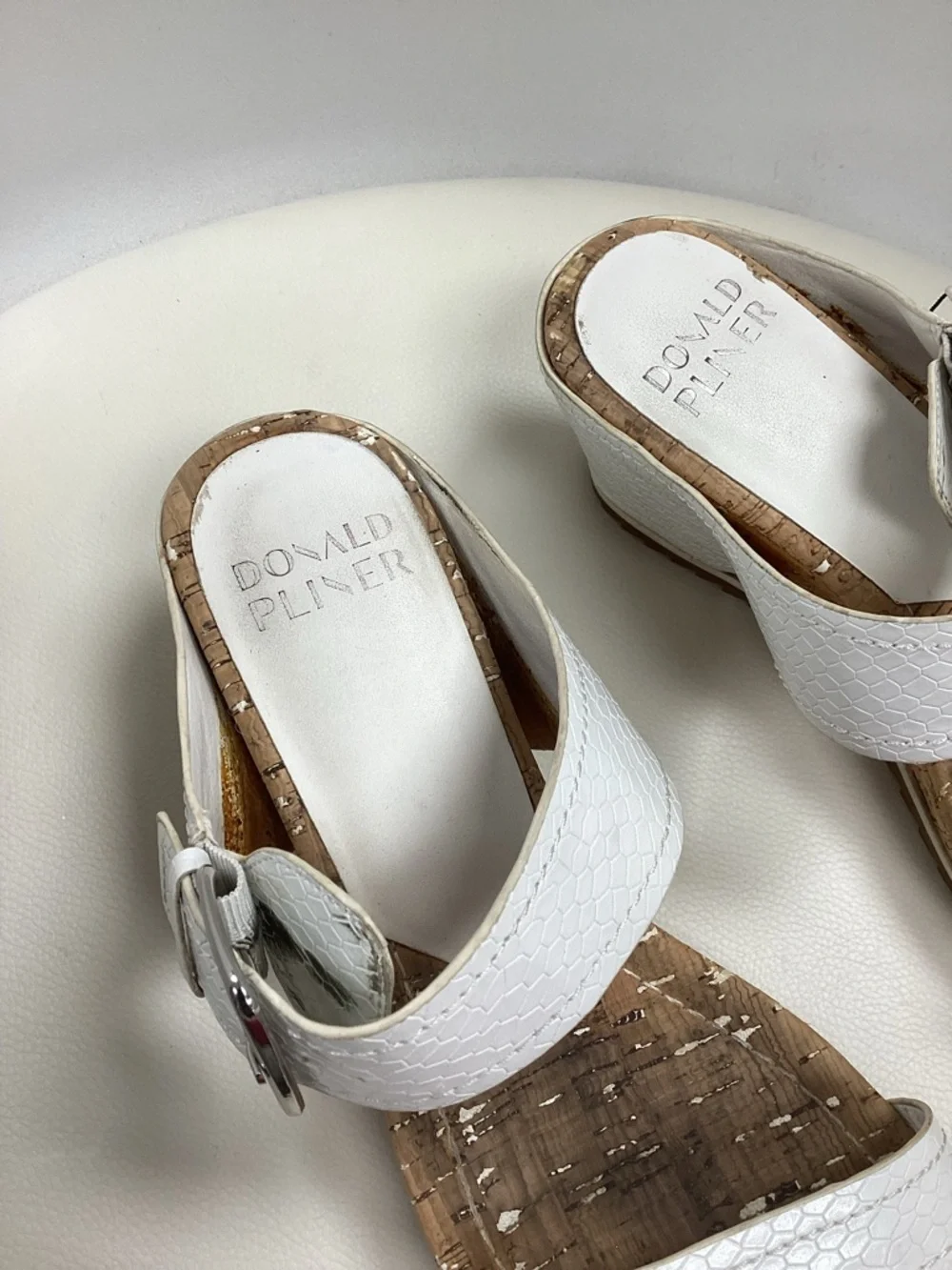 Donald Pliner White Embossed Leather Cork Wedge Sandals Size 8.5